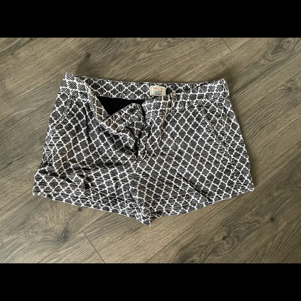 Gap shorts